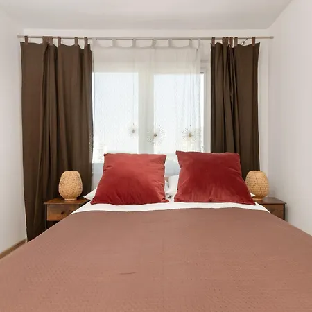 Sloneczny I Przestronny W Gdansku Z Wanna I Umeblowanym Tarasem By Renters Apartman Gdańsk
