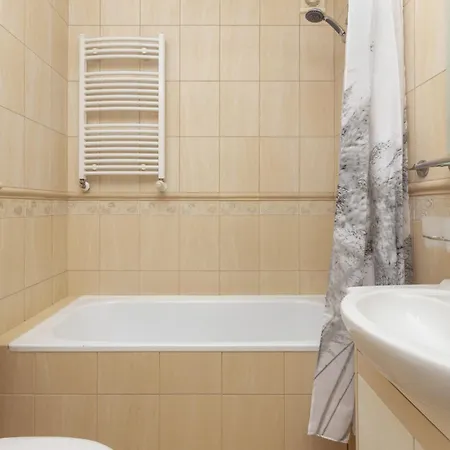 Apartman Sloneczny I Przestronny W Gdansku Z Wanna I Umeblowanym Tarasem By Renters